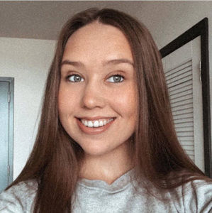 Meet your Posher, Kayla